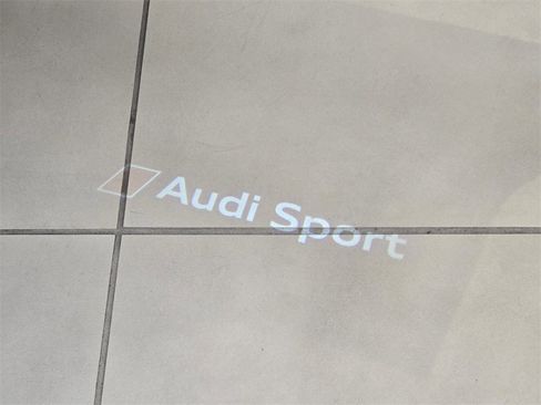 Used 2021 Audi R8 V10 w/ Premium Package image 26