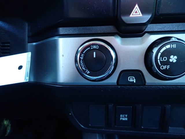 Certified 2023 Toyota Tacoma SR AWD/4WD image 28