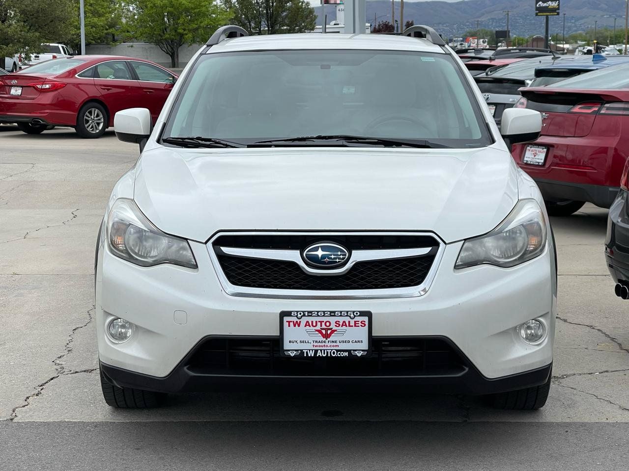 Used 2014 Subaru Crosstrek 2.0i Premium AWD/4WD image 2