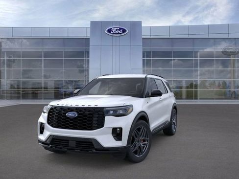 New 2026 Ford Explorer ST-Line w/ ST-Line Street Pack image 2