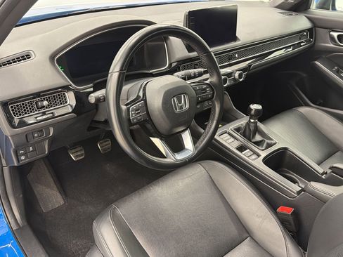 Used 2023 Honda Civic Sport Touring image 4