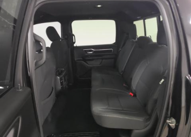 Used 2025 RAM 1500 Big Horn AWD/4WD image 18
