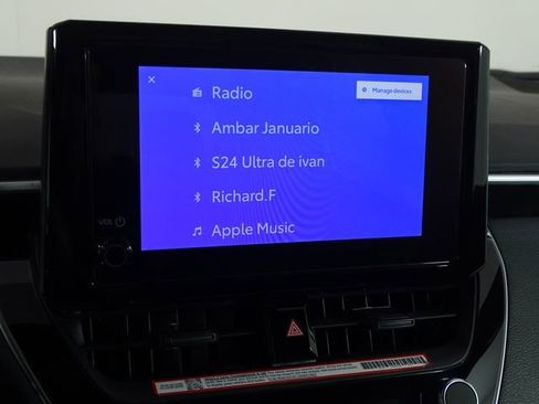 Used 2025 Toyota Corolla SE image 27