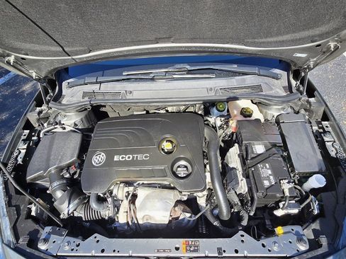 Used 2018 Buick Cascada Premium image 17