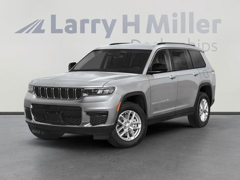 New 2025 Jeep Grand Cherokee L Laredo w/ Trailer Tow Package image 1