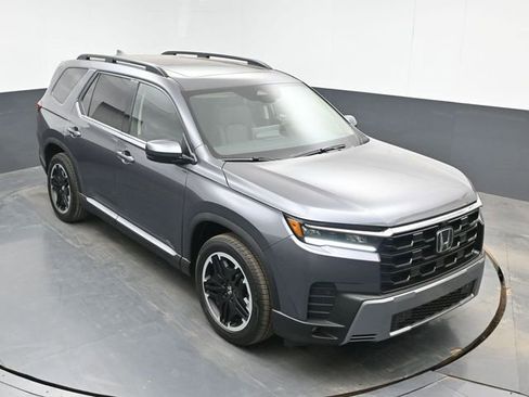 New 2026 Honda Pilot Touring image 13