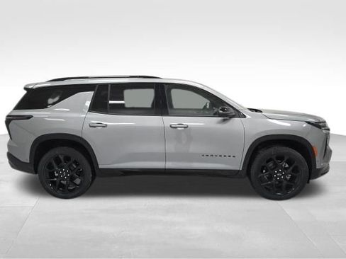 New 2026 Chevrolet Traverse RS image 6