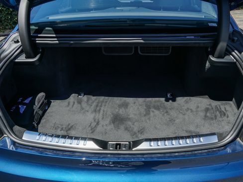 New 2025 Bentley Flying Spur Plug-In Hybrid AWD/4WD image 32