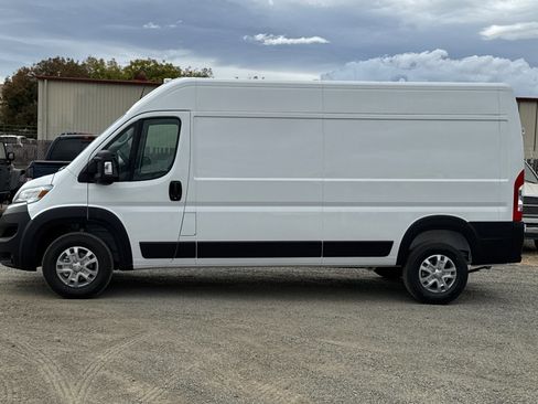 New 2026 RAM ProMaster 2500 w/ Quick Order Package 22G SLT image 6