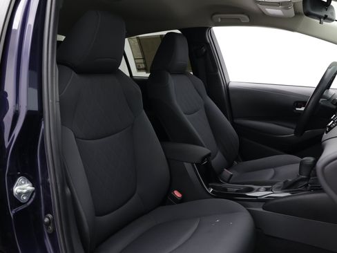 Used 2021 Toyota Corolla LE FWD image 35
