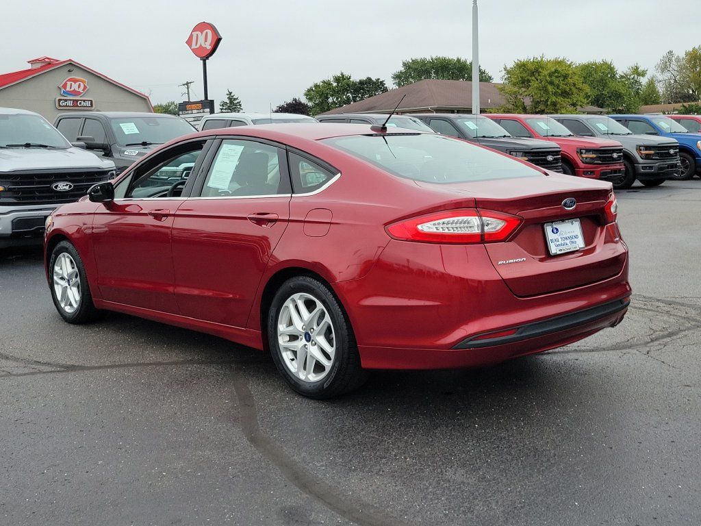 Used 2014 Ford Fusion SE FWD image 6