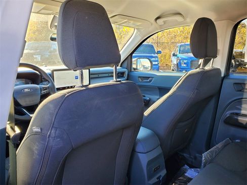 New 2025 Ford Maverick XL w/ Equipment Group 102A image 22