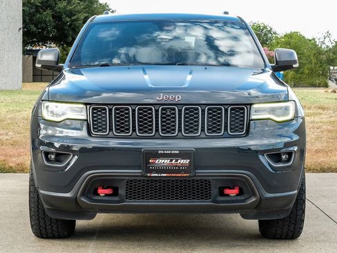 Used 2017 Jeep Grand Cherokee Trailhawk w/ Trailhawk Luxury Group AWD/4WD image 6