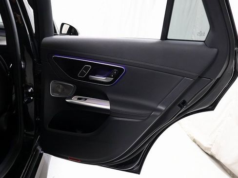 Certified 2024 Mercedes-Benz GLC 300 4MATIC image 31