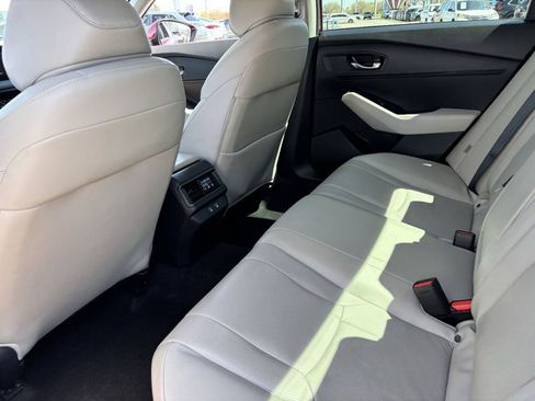 Used 2025 Honda Accord EX-L image 15