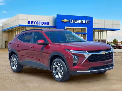Used 2025 Chevrolet Trax LT