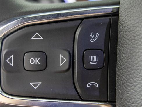 New 2026 RAM 3500 Laramie AWD/4WD image 32