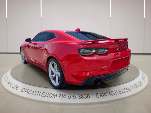 Used 2020 Chevrolet Camaro SS RWD image 3