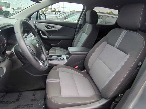 Used 2025 Chevrolet Blazer LT FWD image 22