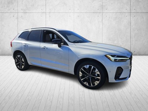 New 2026 Volvo XC60 B5 Plus w/ Climate Package image 1