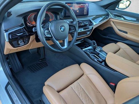 Certified 2023 BMW 530i w/ Convenience Package image 10