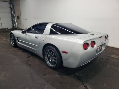 Used 1998 Chevrolet Corvette Coupe w/ Roof Pkg RWD image 5