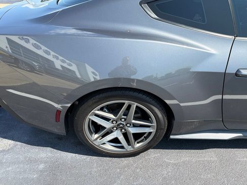 Used 2024 Ford Mustang Coupe RWD image 10