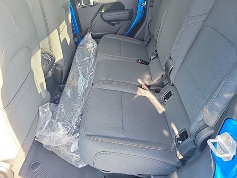 New 2025 Jeep Gladiator Sport image 16