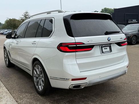 Used 2024 BMW X7 xDrive40i w/ Premium Package AWD/4WD image 6