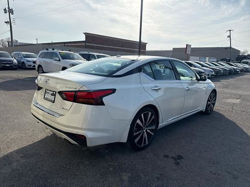 Used 2020 Nissan Altima 2.0 Platinum image 6