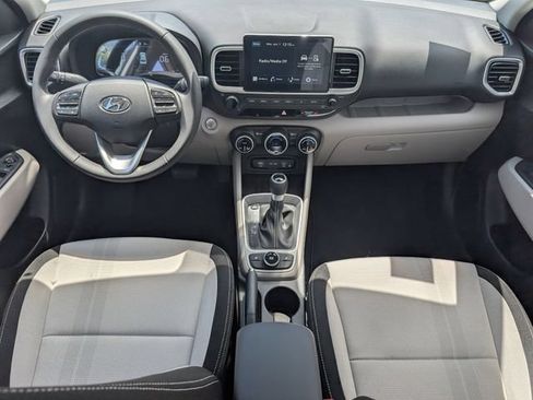 New 2026 Hyundai Venue SEL FWD image 25