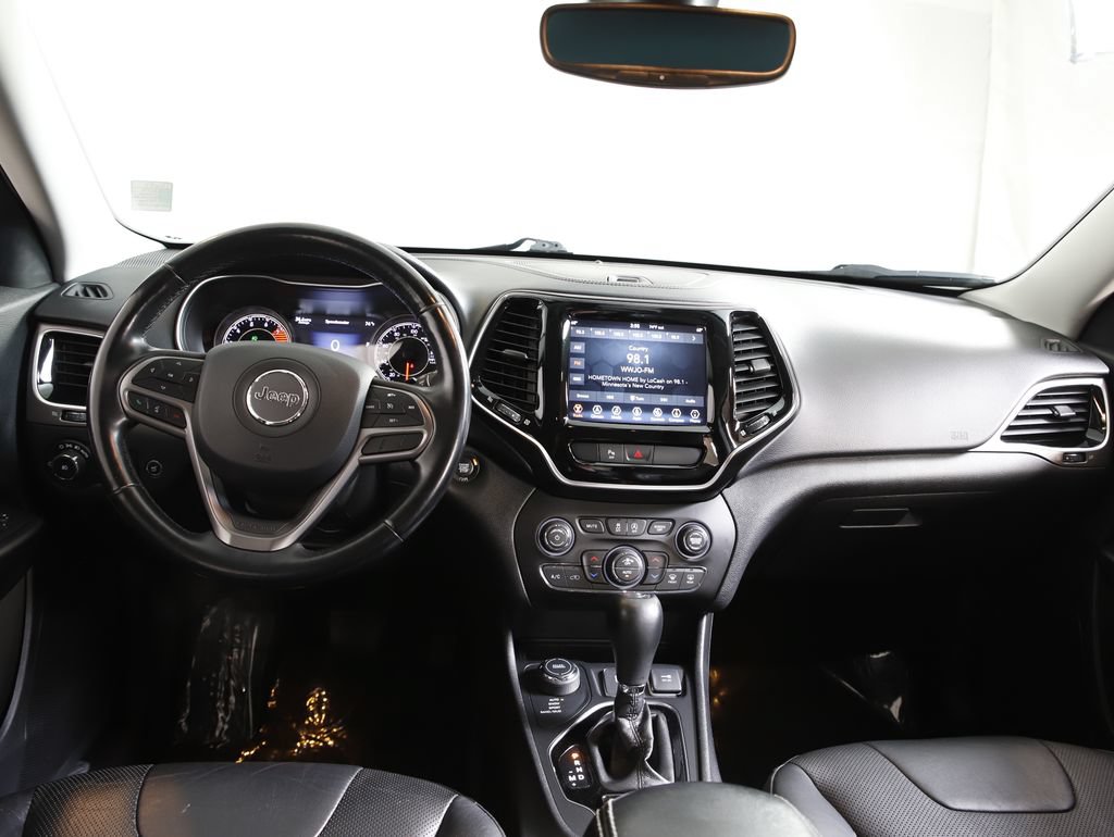 Used 2019 Jeep Cherokee Limited w/ Trailer Tow Group AWD/4WD image 14
