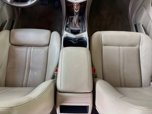 Used 2015 Cadillac SRX Luxury w/ Driver Awareness Package FWD image 16