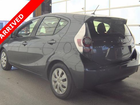 Used 2014 Toyota Prius C Two image 5