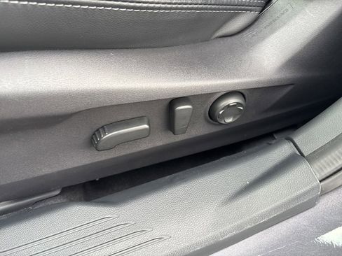 Used 2025 Subaru Outback Touring image 21