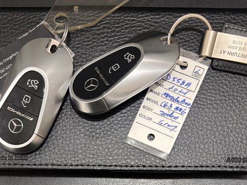 Used 2024 Mercedes-Benz C 36 AMG S image 53