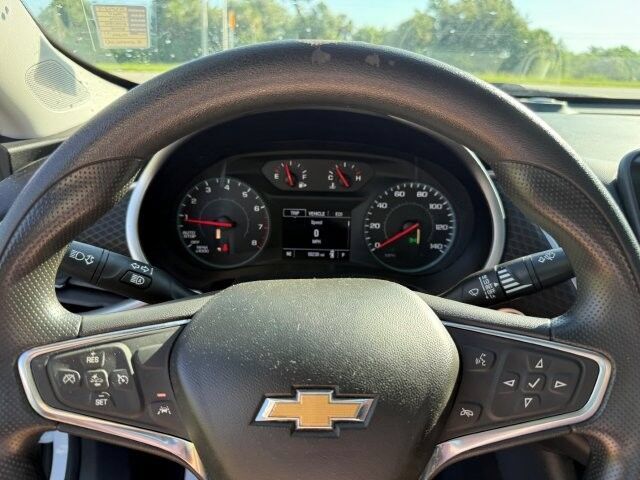 Used 2024 Chevrolet Malibu LS FWD image 16