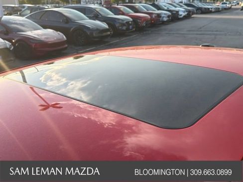 Used 2010 Dodge Challenger R/T RWD image 6