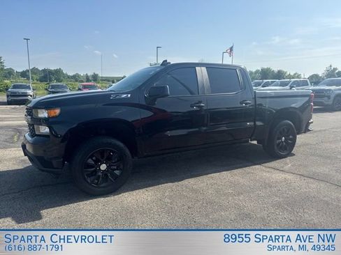 Used 2020 Chevrolet Silverado 1500 Custom w/ Custom Value Package AWD/4WD image 6