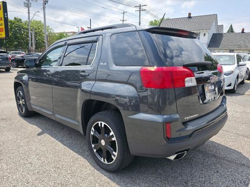 Used 2017 GMC Terrain SLE w/ Technology Package FWD image 7