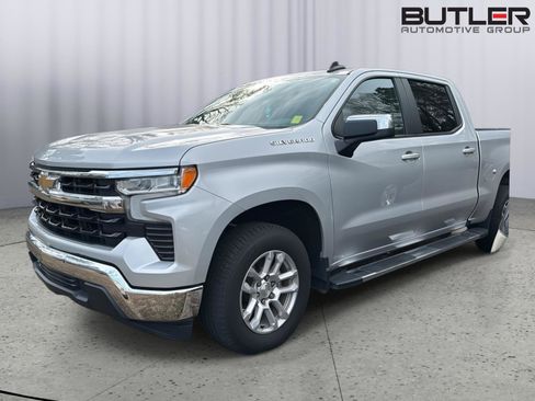 Used 2022 Chevrolet Silverado 1500 LT w/ Max Trailering Package image 1