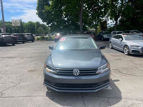 Used 2015 Volkswagen Jetta S w/ Welcome Package FWD image 2