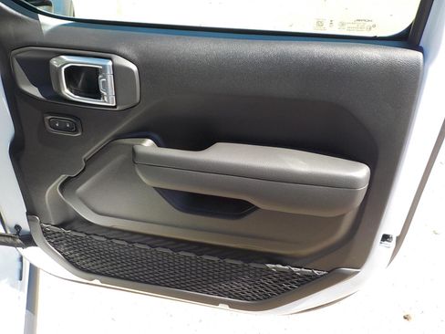 New 2026 Jeep Wrangler Sport AWD/4WD image 19