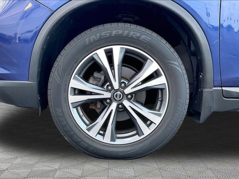 Used 2018 Nissan Rogue SL w/ Premium Package AWD/4WD image 34