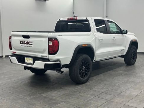 New 2026 GMC Canyon Elevation w/ Convenience Package image 2