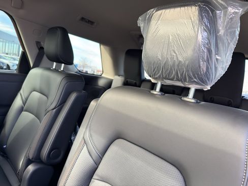 New 2026 Nissan Pathfinder SL image 35