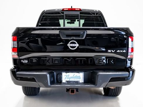 Used 2022 Nissan Frontier SV AWD/4WD image 32