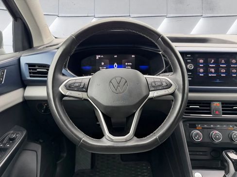 Used 2022 Volkswagen Taos SE image 17