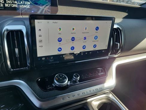 New 2026 Ford Expedition Max Platinum AWD/4WD image 7