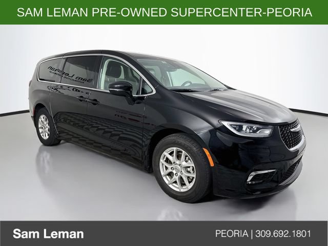 Used 2024 Chrysler Pacifica Touring-L FWD image 1